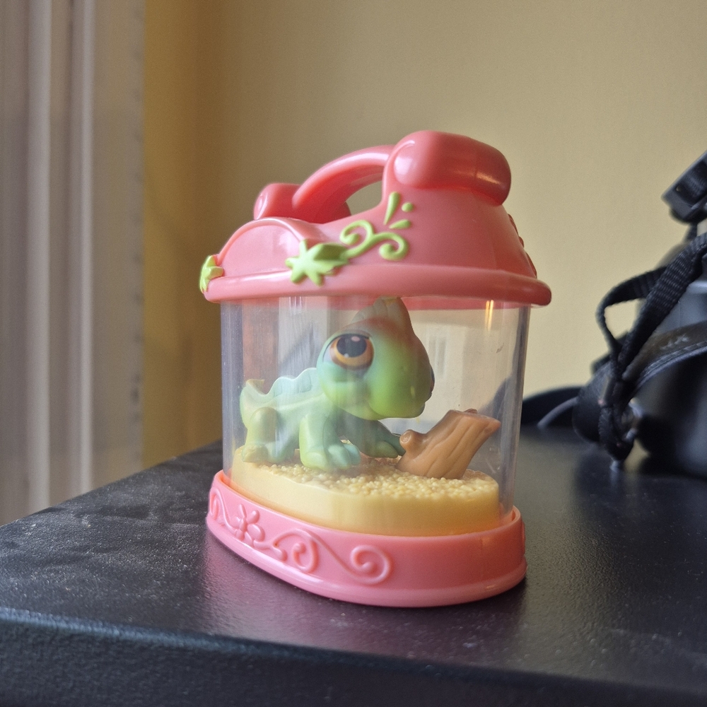 Littlest Pet Shop Lizard With Cage